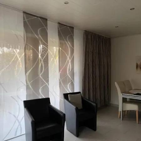251 In Casa de Férias
