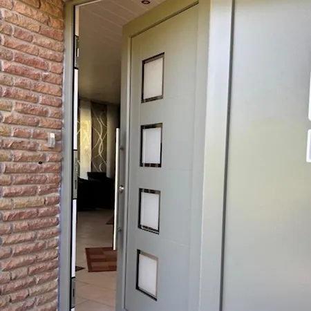 251 In Casa de Férias